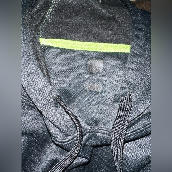 John Deere Hoodie - Picture 6 of 6